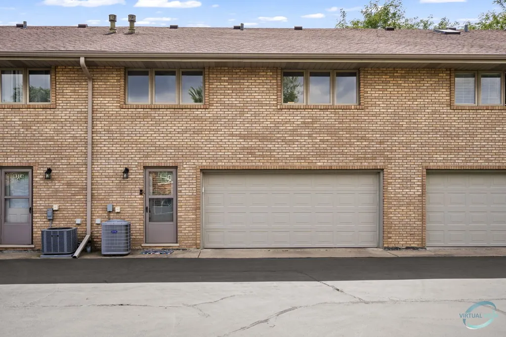 8316 Woodland Drive Darien IL 60561