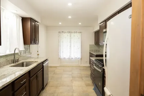 10025 Bronx Avenue Skokie IL 60077