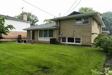 10025 Bronx Avenue Skokie IL 60077