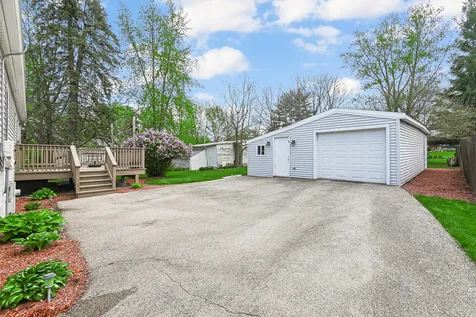 144 East 2nd Avenue New Lenox IL 60451