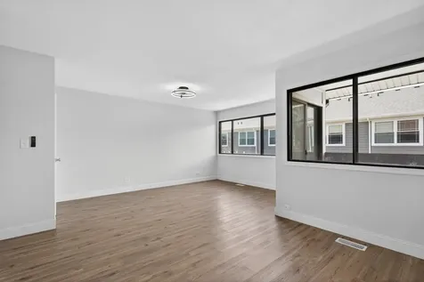 1 West Boulder Court Palos Hills IL 60465