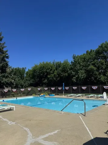 1 West Boulder Court Palos Hills IL 60465