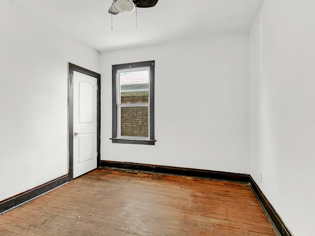 10149 South Wentworth Avenue Chicago IL 60628
