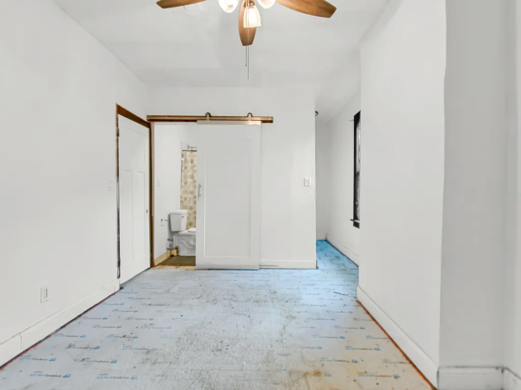 10149 South Wentworth Avenue Chicago IL 60628