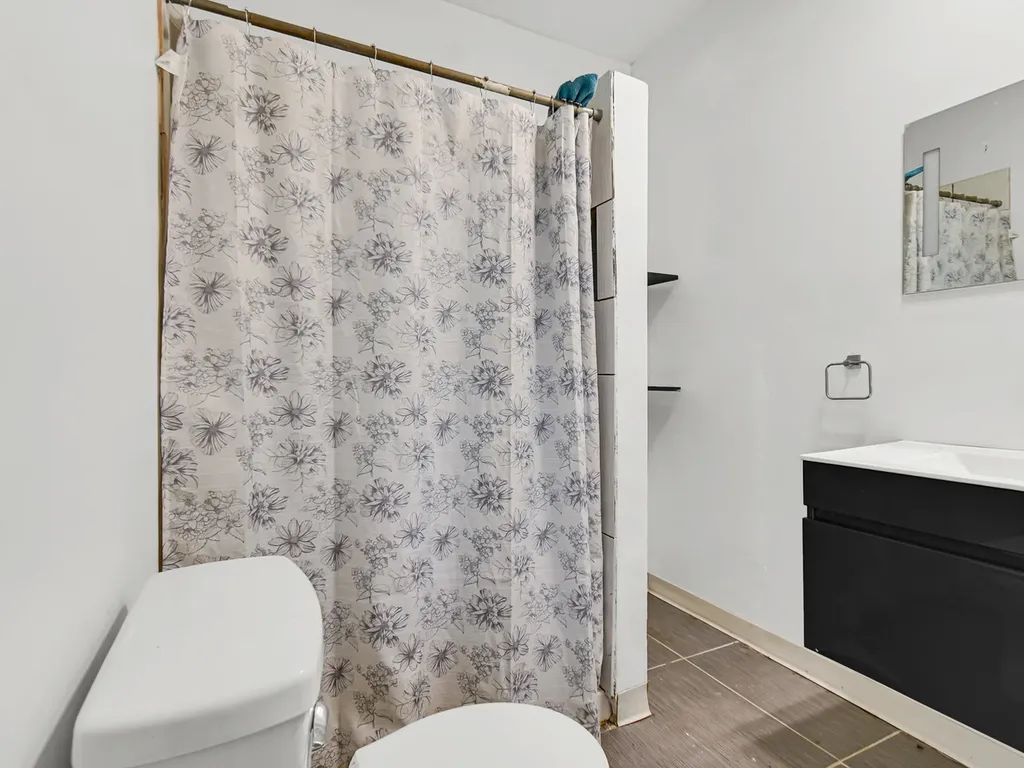 10149 South Wentworth Avenue Chicago IL 60628