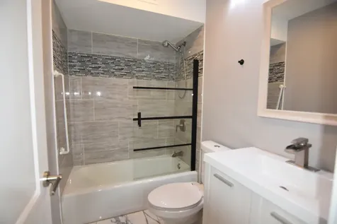 1285 Bamburg Court Hanover Park IL 60133