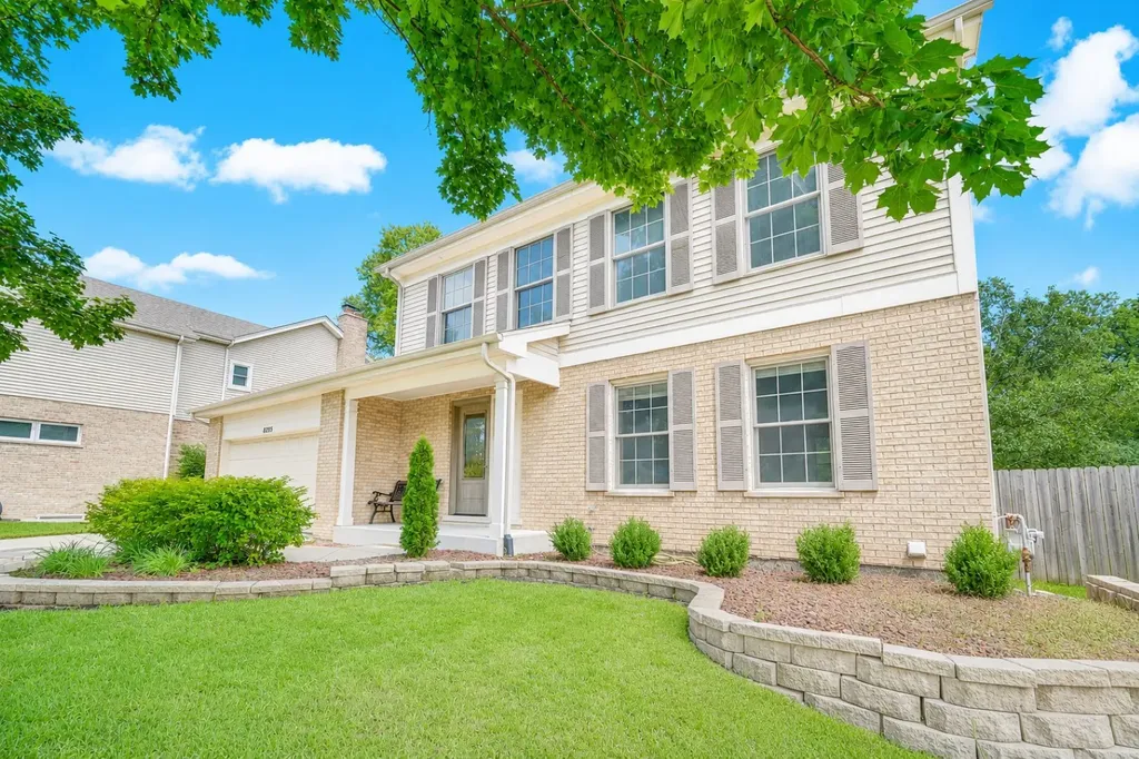 8885 Dryden Street Woodridge IL 60517