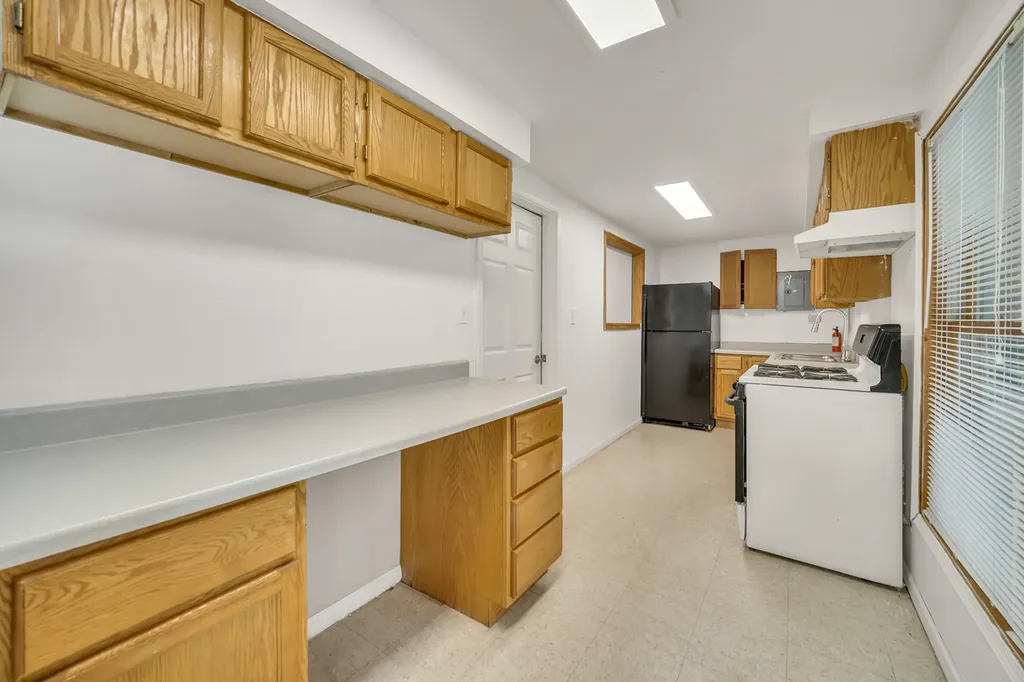 8885 Dryden Street Woodridge IL 60517