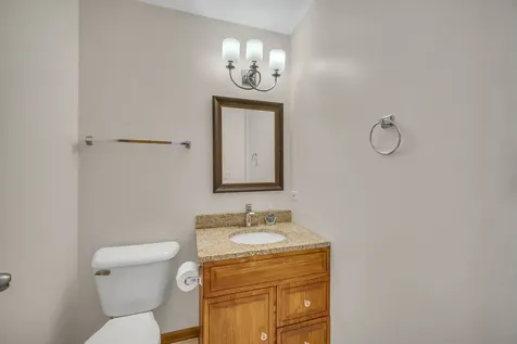 8885 Dryden Street Woodridge IL 60517