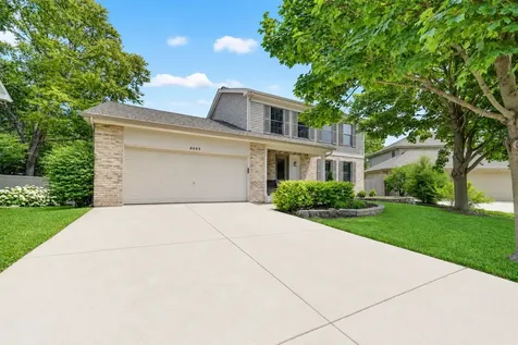 8885 Dryden Street Woodridge IL 60517