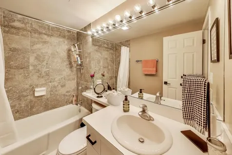 1640 West Diversey Parkway Chicago IL 60614