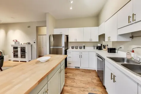 1640 West Diversey Parkway Chicago IL 60614