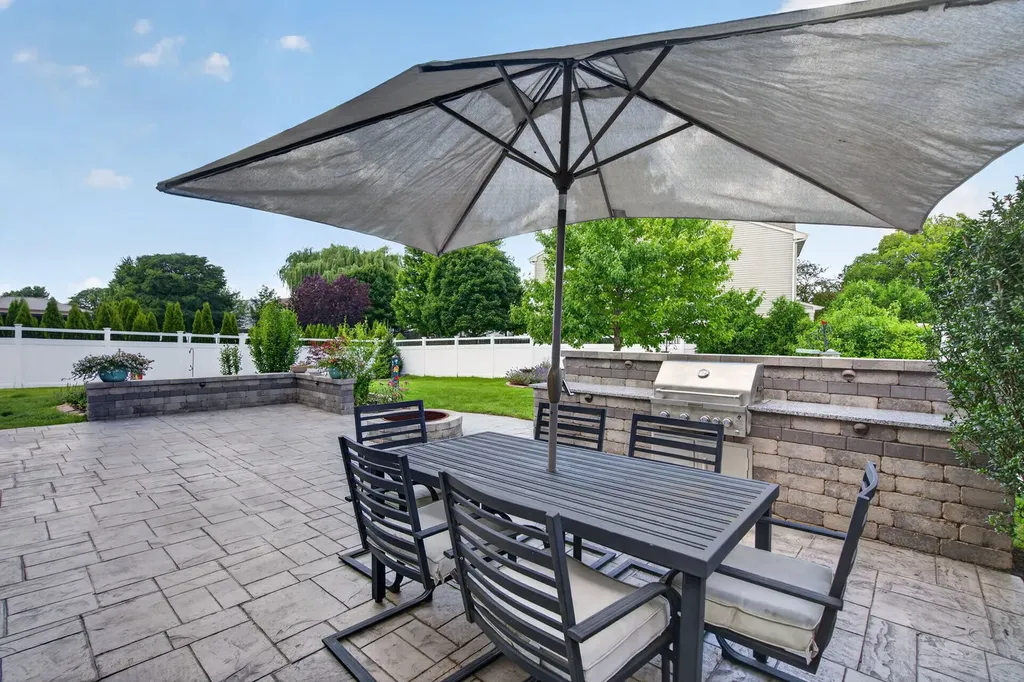 25102 Presidential Avenue Plainfield IL 60544