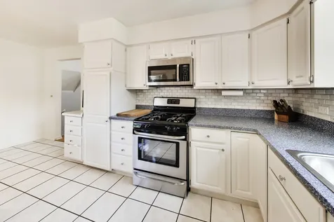 3453 River Falls Drive Northbrook IL 60062