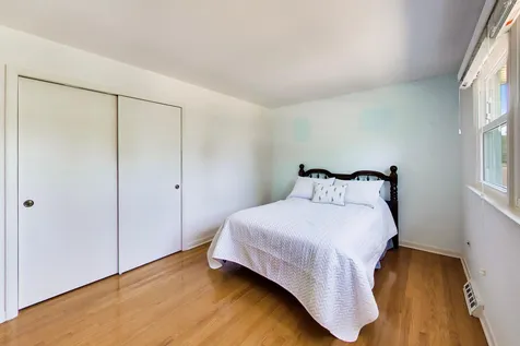3453 River Falls Drive Northbrook IL 60062