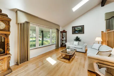 3453 River Falls Drive Northbrook IL 60062