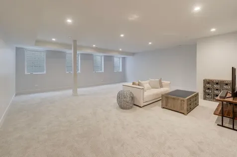7300 Ponto Court Morton Grove IL 60053