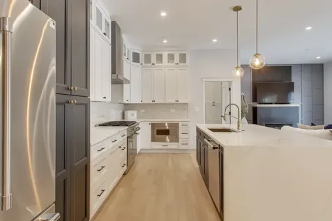 7300 Ponto Court Morton Grove IL 60053