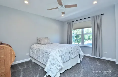 5667 Steeple Pointe Boulevard Gurnee IL 60031