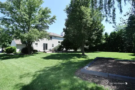 5667 Steeple Pointe Boulevard Gurnee IL 60031