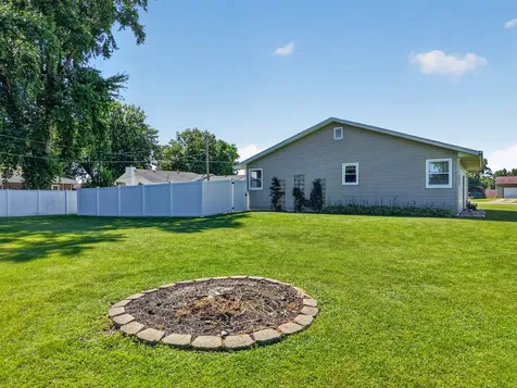38 Irene Street Streator IL 61364