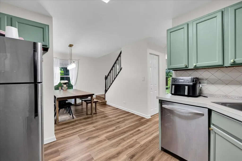 2684 College Hill Circle Schaumburg IL 60173