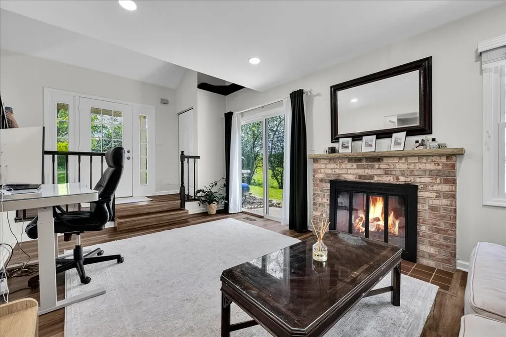 2684 College Hill Circle Schaumburg IL 60173