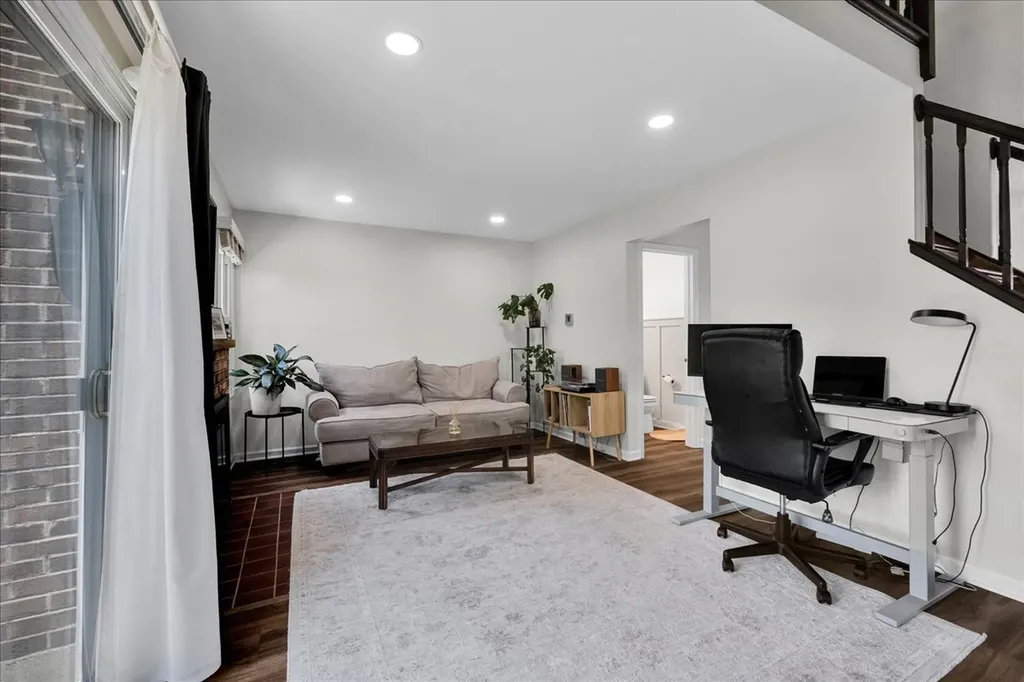 2684 College Hill Circle Schaumburg IL 60173