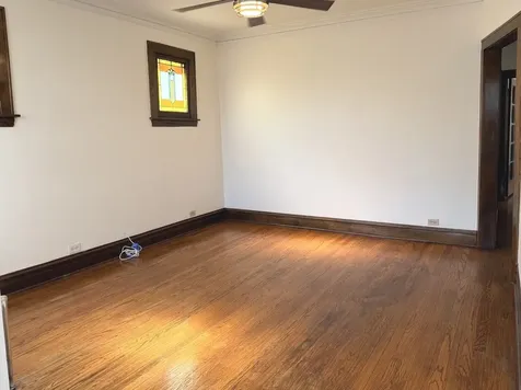5112 West Sunnyside Avenue Chicago IL 60630