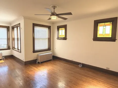 5112 West Sunnyside Avenue Chicago IL 60630
