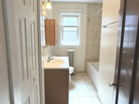 5112 West Sunnyside Avenue Chicago IL 60630