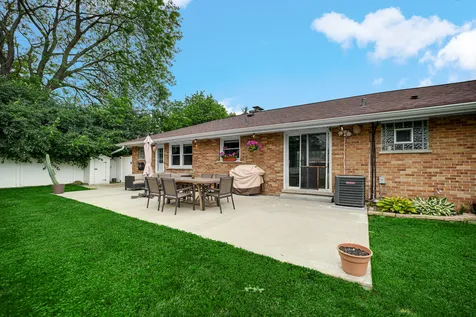 16441 Beverly Avenue Tinley Park IL 60477