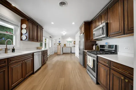 16441 Beverly Avenue Tinley Park IL 60477
