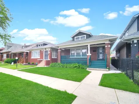 9420 South Saint Lawrence Avenue Chicago IL 60619
