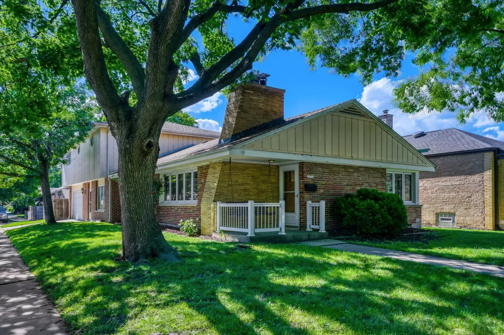 10056 South Talman Avenue Chicago IL 60655