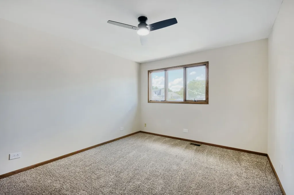 10056 South Talman Avenue Chicago IL 60655