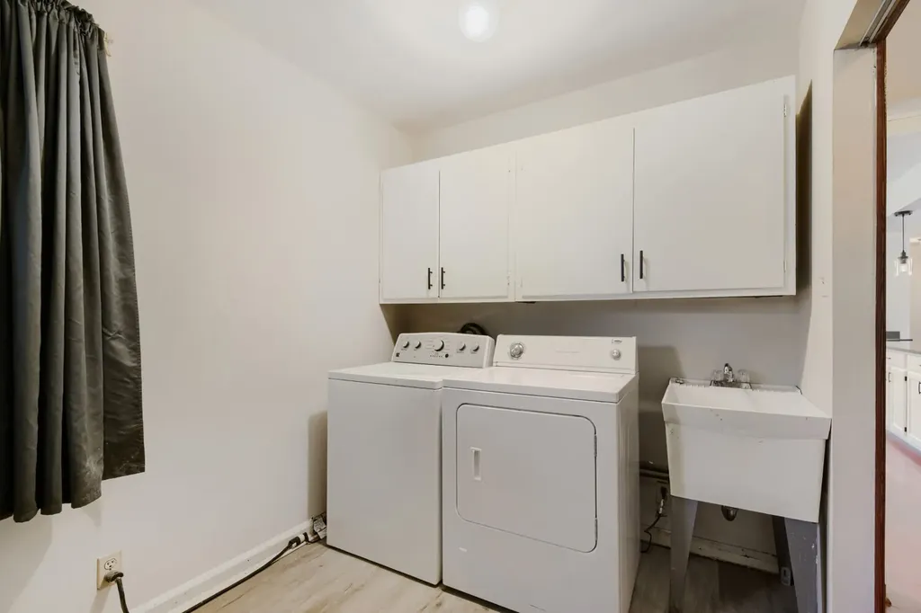 10056 South Talman Avenue Chicago IL 60655