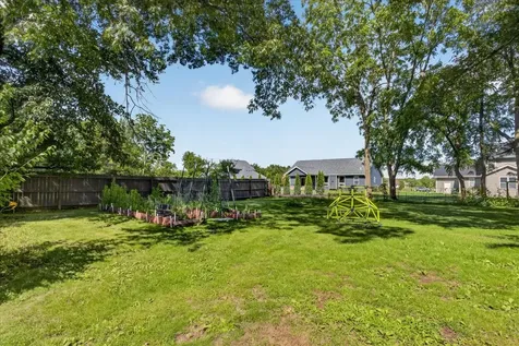13837 Beaver Drive Roscoe IL 61073