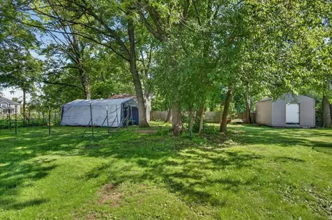 13837 Beaver Drive Roscoe IL 61073