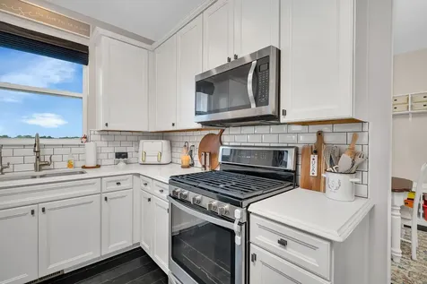 702 Kentshire Drive Yorkville IL 60560