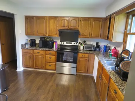 301-303 Carriage Drive Morris IL 60450