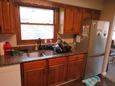 301-303 Carriage Drive Morris IL 60450