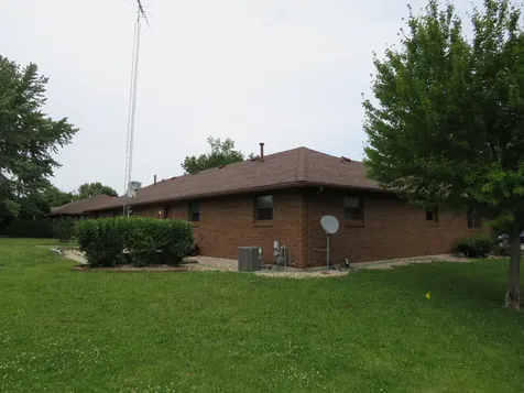 301-303 Carriage Drive Morris IL 60450