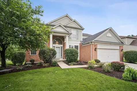 2 Springbrook Court Streamwood IL 60107