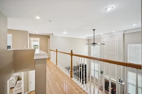 2 Springbrook Court Streamwood IL 60107