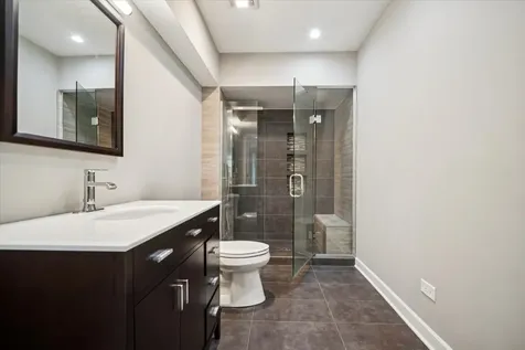 2 Springbrook Court Streamwood IL 60107