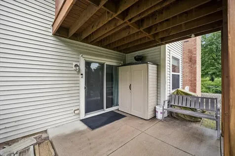 2 Springbrook Court Streamwood IL 60107