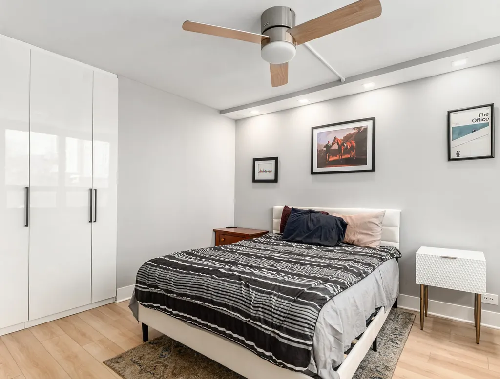 88 West Schiller Street Chicago IL 60610