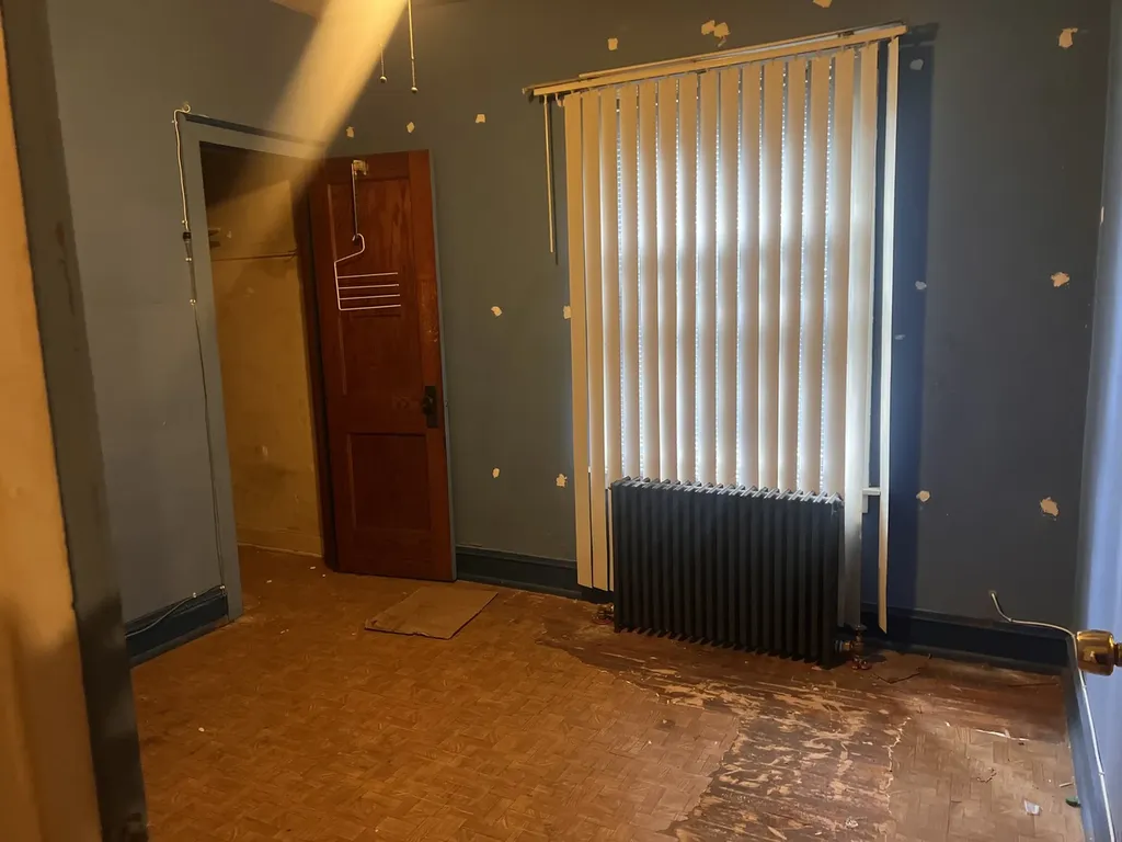 8753 South Laflin Street Chicago IL 60620