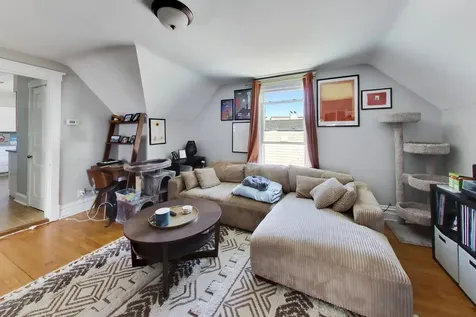 2102 West Belle Plaine Avenue Chicago IL 60618
